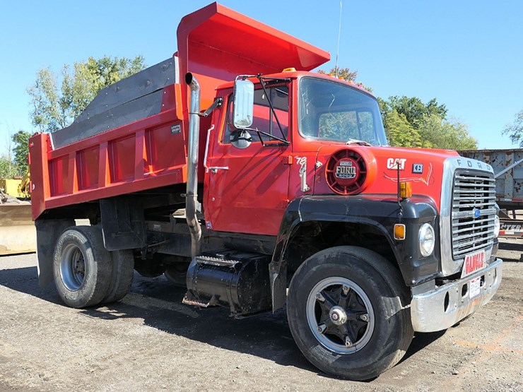 1979-ford-8000-image-5
