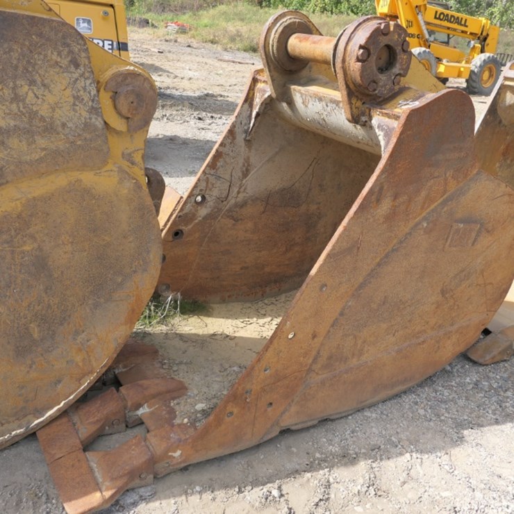 42'' Bucket for Cat 235