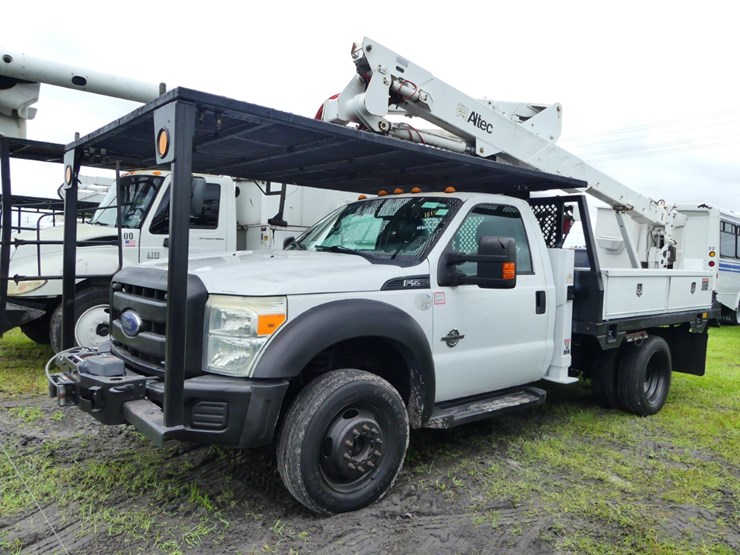 2016-ford-f550-xl-image-1