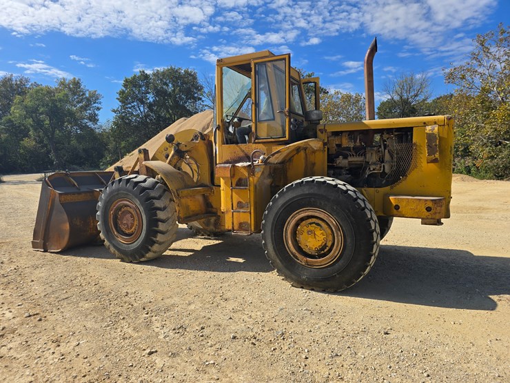 caterpillar-966b-image-11