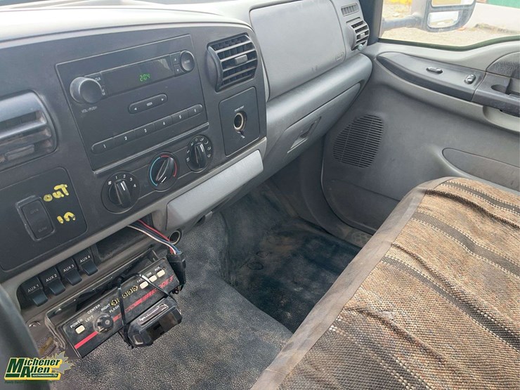 2006-ford-f350-image-13