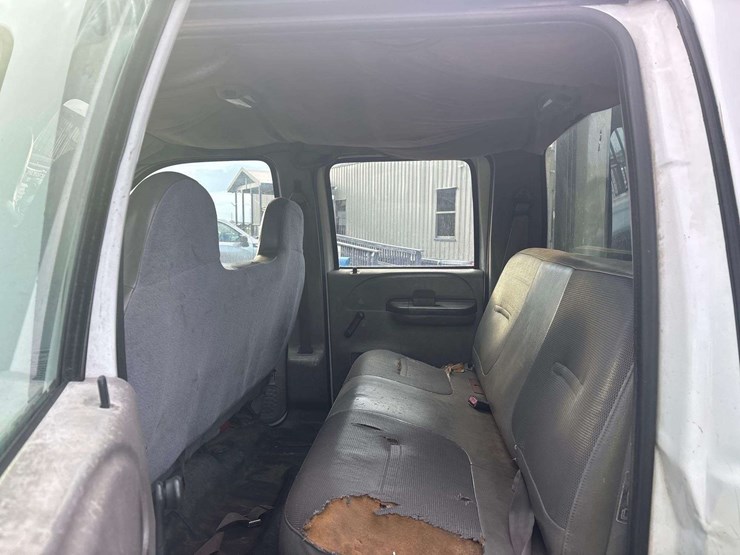 2002-ford-f550-image-21