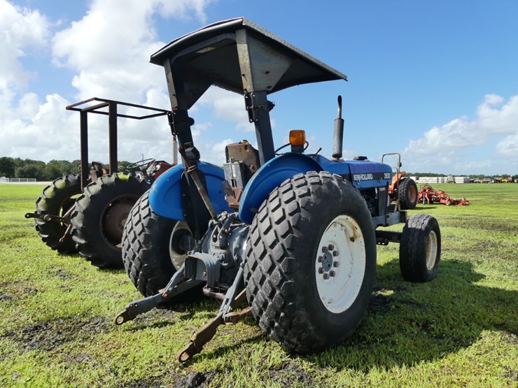 new-holland-3930-image-3