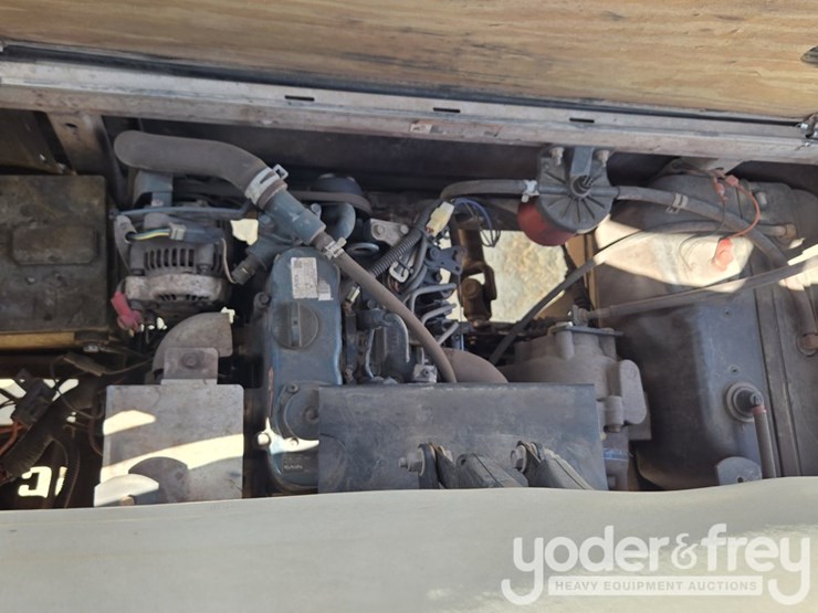 2018-club-car-carryall-1700-image-18