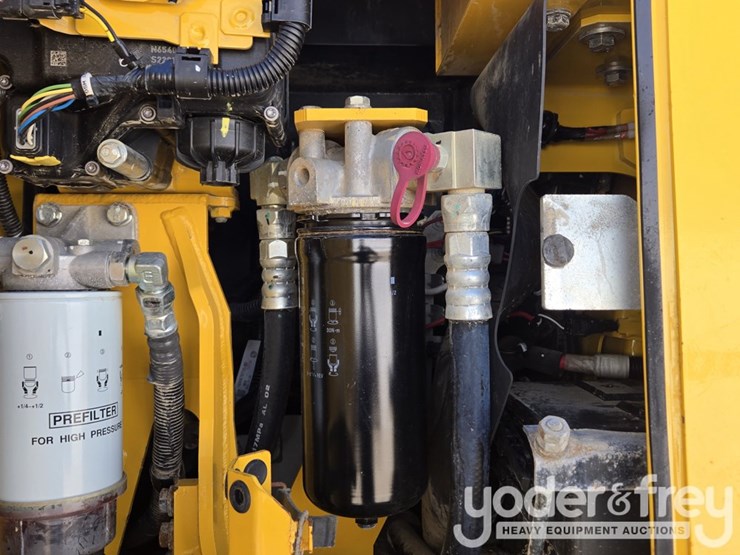 2022-komatsu-d65px-18-image-43