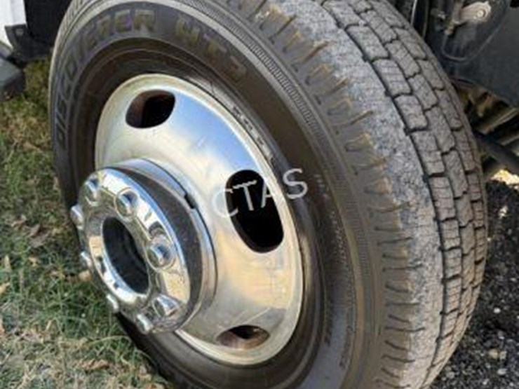 2021-ford-f350-image-4