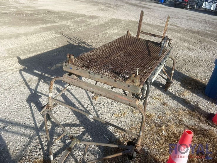hydraulic-maintenance-workbench-lift-stand-image-1