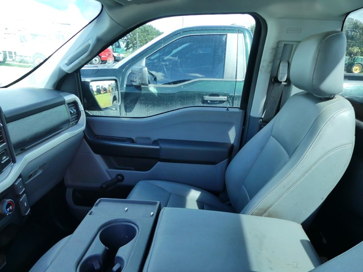 2021-ford-f150-xl-image-9