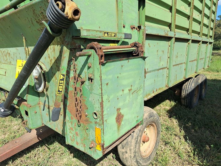 john-deere-714a-image-40