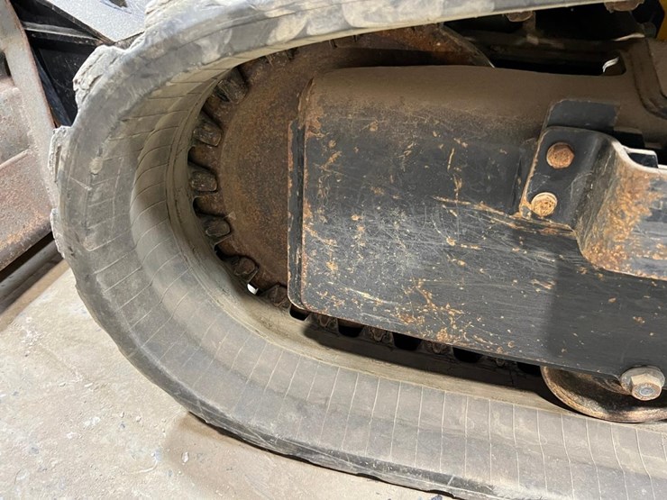 jcb-3ts-8t-image-14