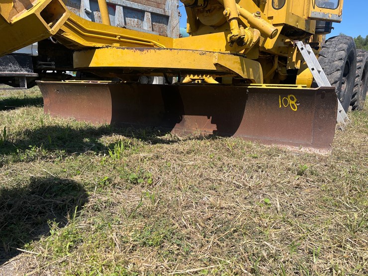 #108-•-galion-motor-grader-image-17