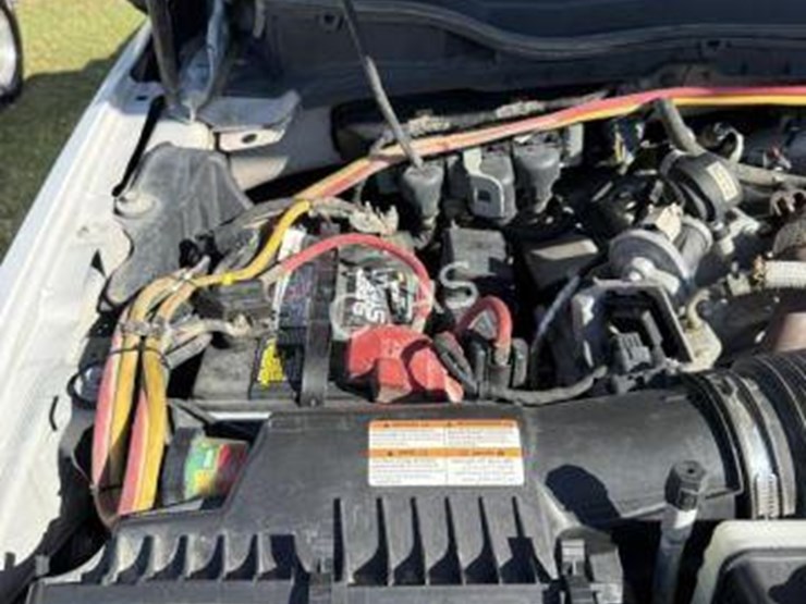 2021-ford-f350-image-21