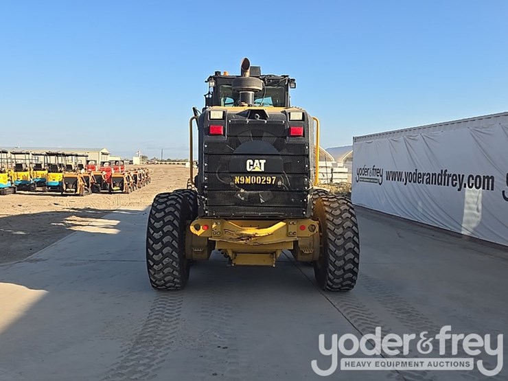 2016-caterpillar-140m3-image-4