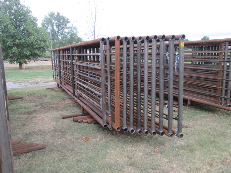 #63-•-(9)-freestanding-panels-&-(1)-gate-inv-#-29803-image-2
