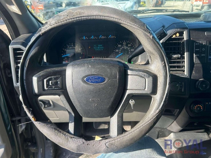 2016-ford-f150-image-13