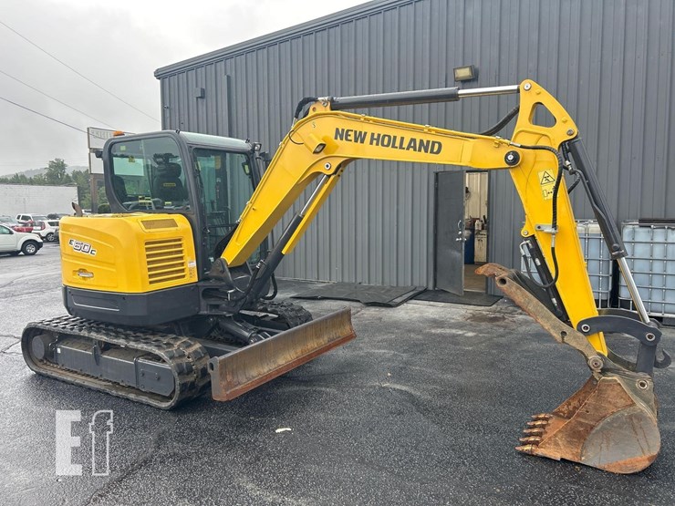 2023-new-holland-e60c-image-1