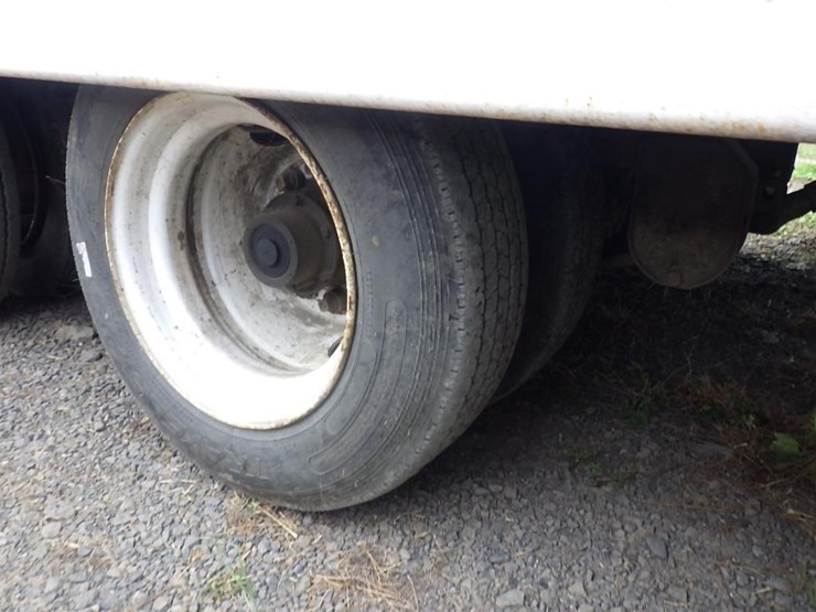 25'-t/a-equipment-trailer-image-14