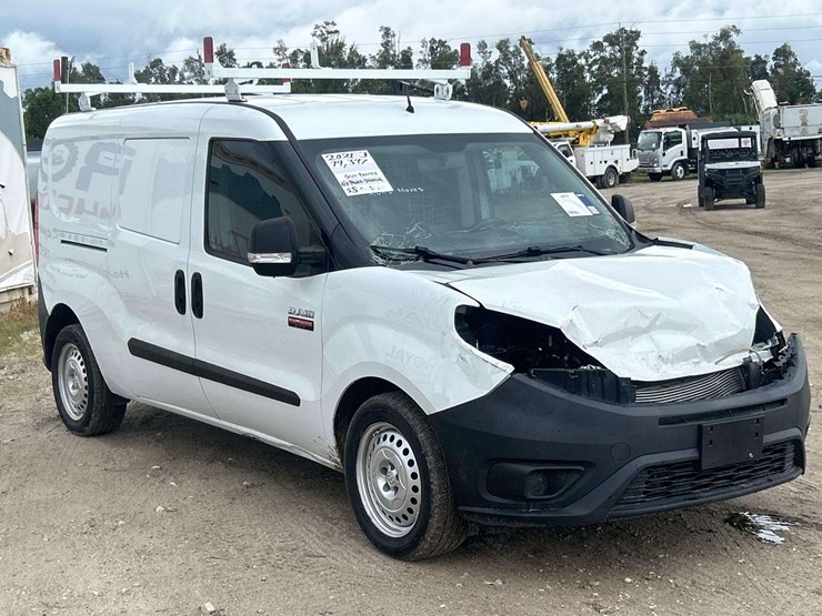 2021-ram-promaster-city-van-image-2