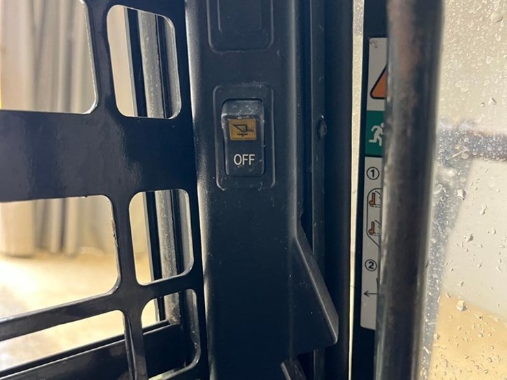 2019-bobcat-t770-image-27