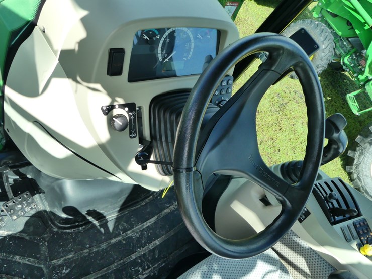 john-deere-4066r-image-13