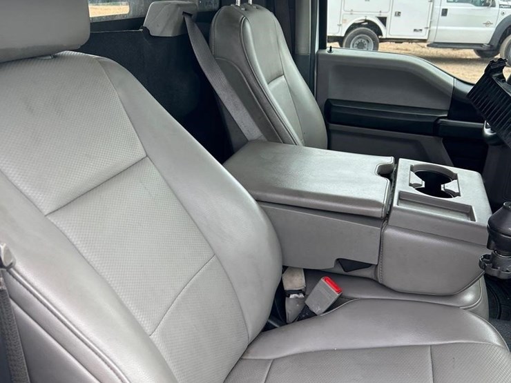2019-ford-f350-sd-xl-image-23