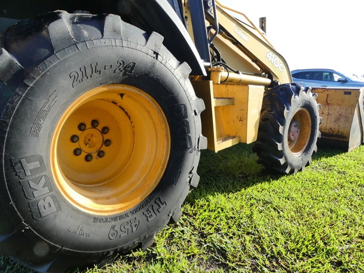2006-deere-410g-image-8