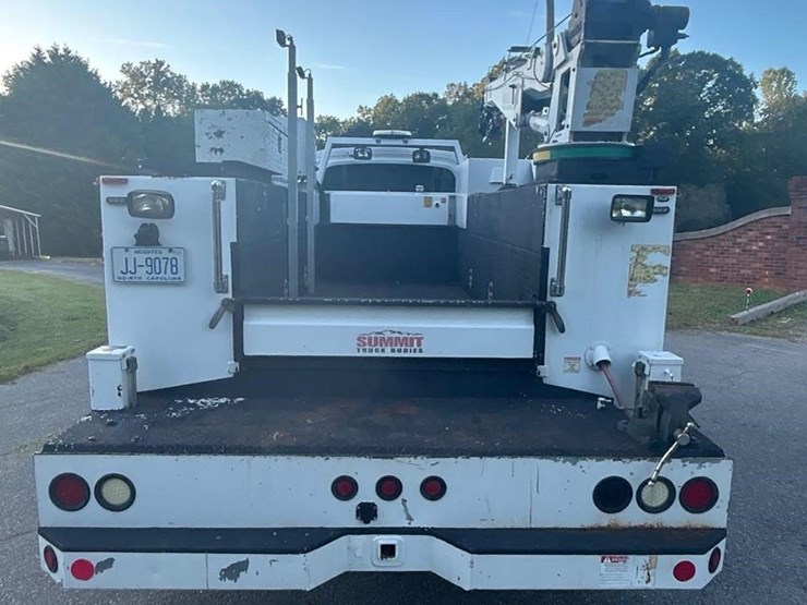 2009-gmc-topkick-c5500-image-22