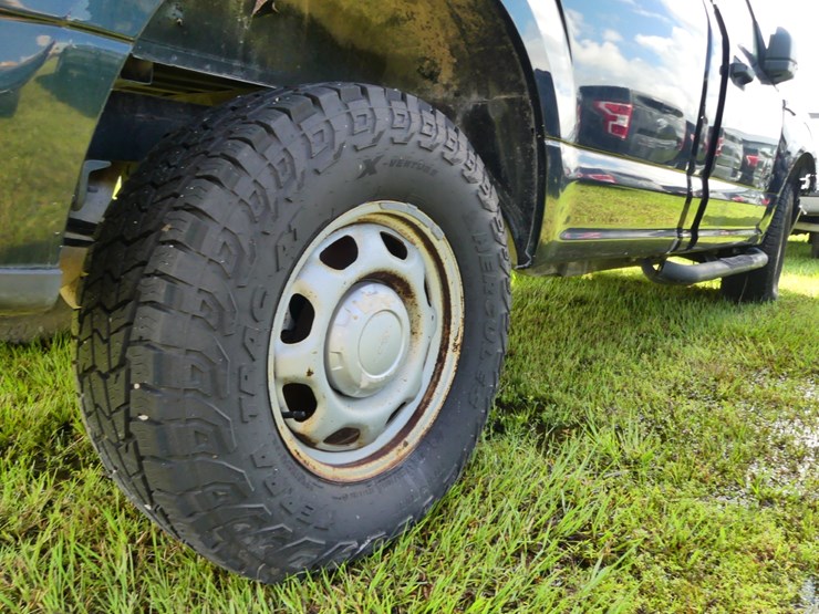 2019-ford-f150-xl-image-6