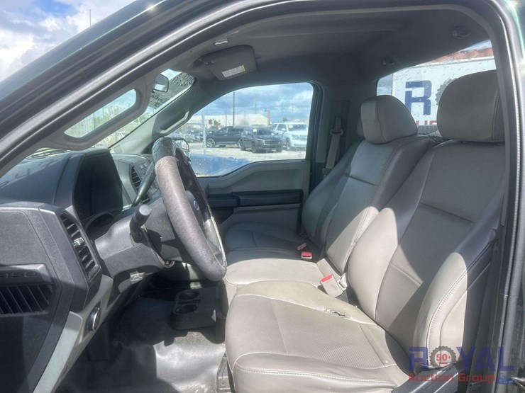 2017-ford-f150-image-17