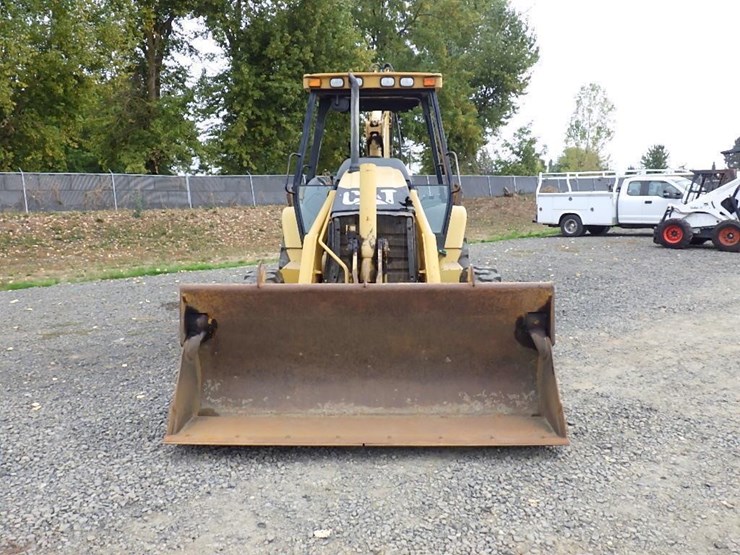 caterpillar-420d-image-2