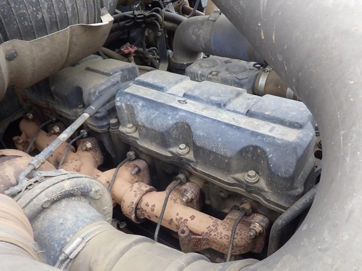 2005-mack-cv713-granite-15'-3-axle-dump-truck-image-22