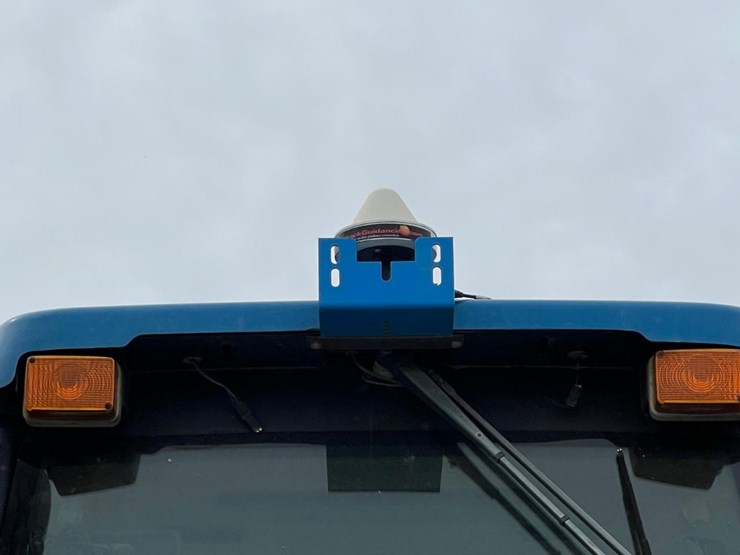 new-holland-8770-image-10