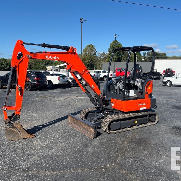 2023 KUBOTA KX033-4