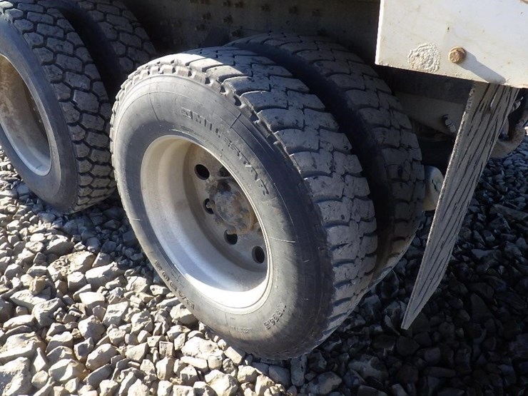 2009-international-5900i-17'-3-axle-dump-truck-image-43
