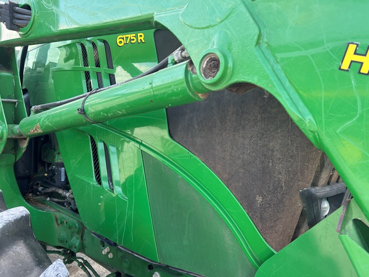 2014-john-deere-6175r-image-26