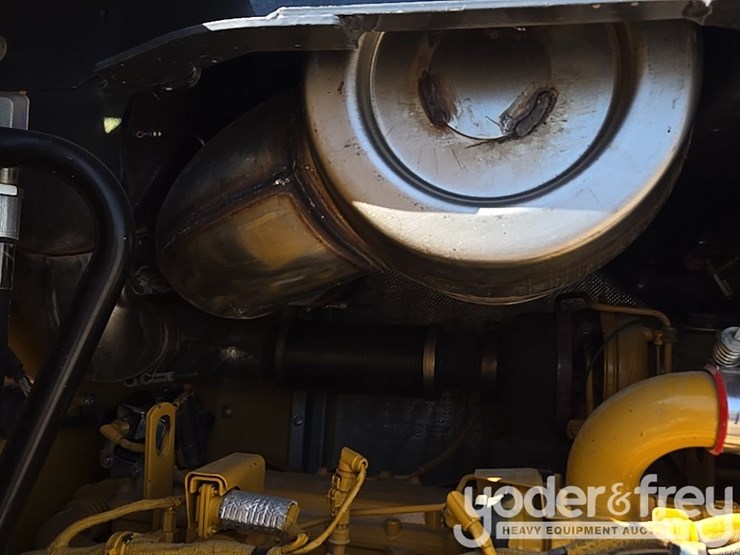 2019-deere-524l-image-38