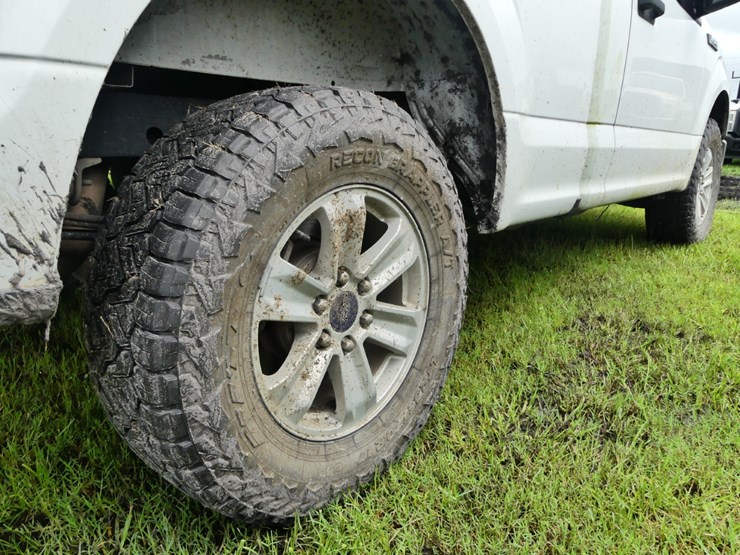 2016-ford-f150-xl-image-6