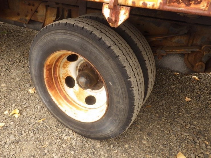 1996-chevrolet-3500-image-23
