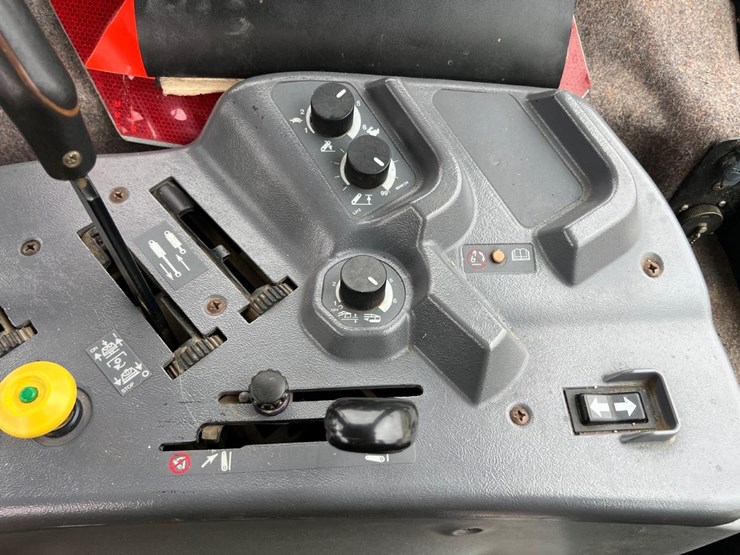 ford-8970-image-32
