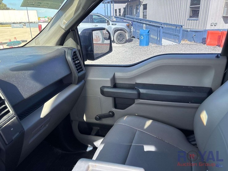2015-ford-f150-image-15