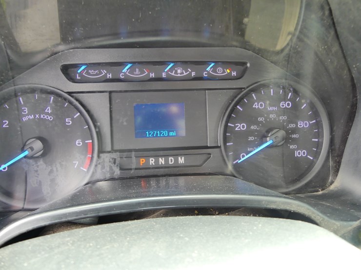 2021-ford-f350-xl-image-15