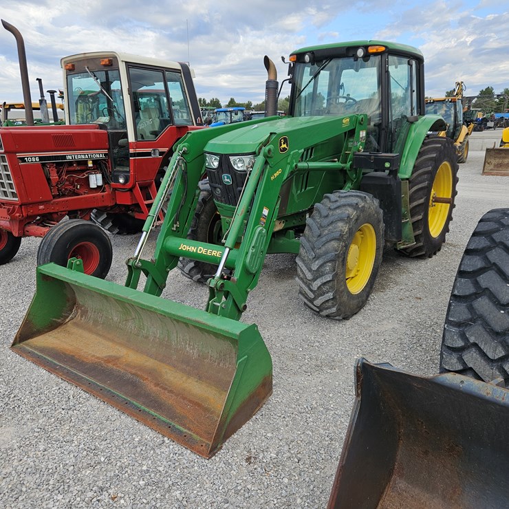 2014 JOHN DEERE 6150M