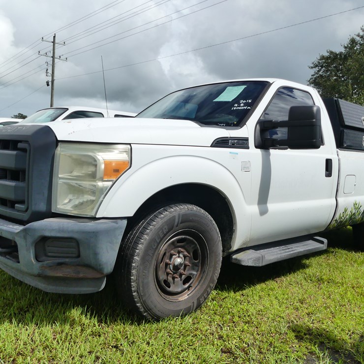 2015 FORD F250 XL
