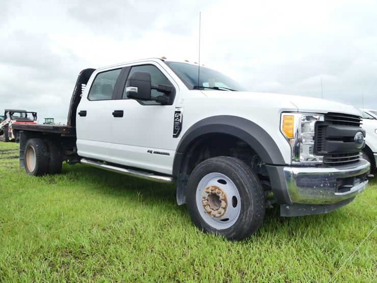2017-ford-f450-xl-image-1