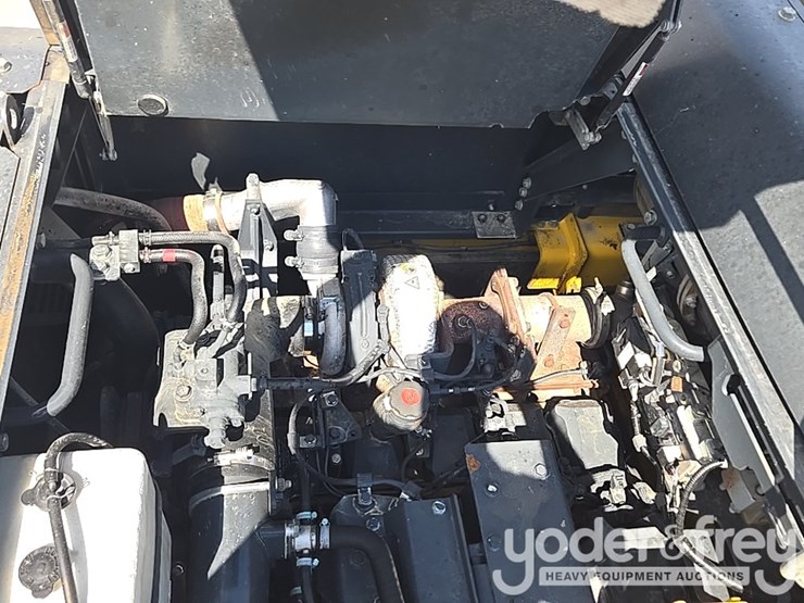 2022-komatsu-pc490-lc-11-image-53