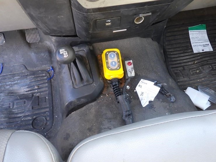 2018-ford-f550-image-28