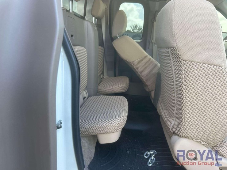 2017-nissan-frontier-image-12