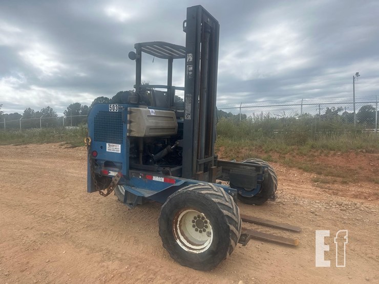 2006-moffett-m5500-image-1