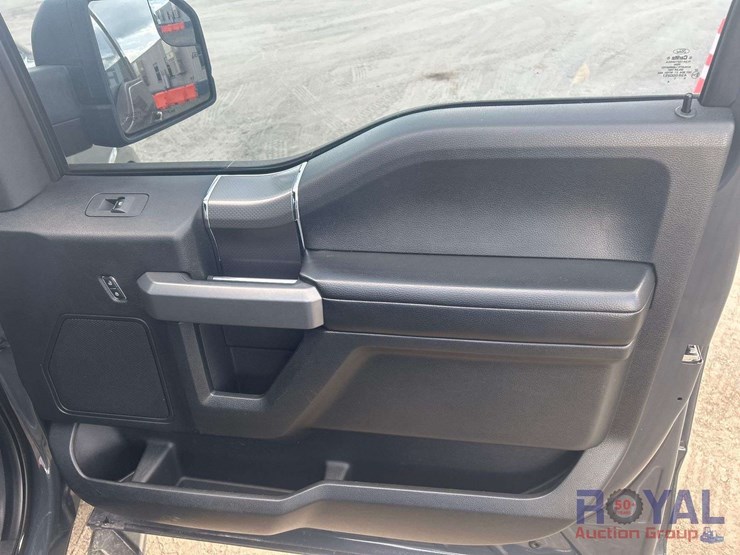 2016-ford-f150-image-27
