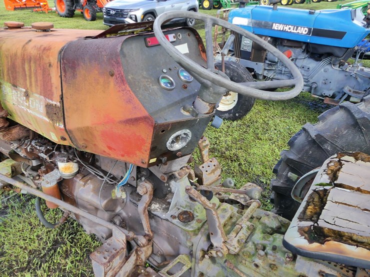 massey-ferguson-231-image-10